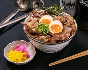 甘辛ゴツ盛スタミナ焼肉丼 肉250gご飯400g