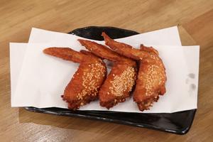 手羽先のから揚げ