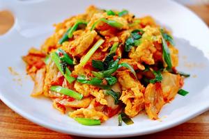 キムチと玉子炒め  泡菜炒蛋