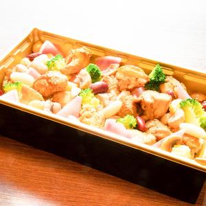 8種のスパイス漬け 熟成タンドリーチキン