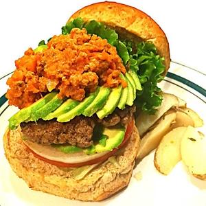 アボカドミートソースバーガー Avocado bolognese sauce burger