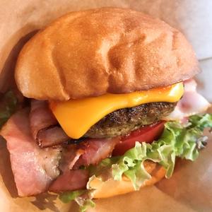 ベーコンチーズバーガー