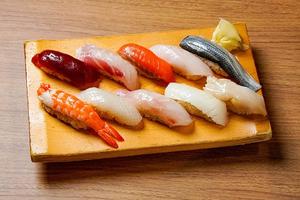 おまかせ10貫盛り合わせ