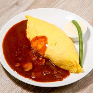 ハッシュドビーフオムライス