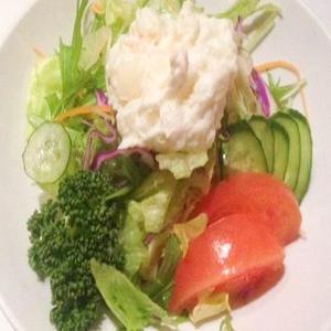 【ヘルシー嬉しい♪】野菜たっぷりサラダ