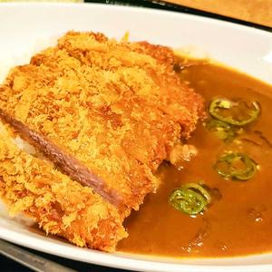 【カレー人気No1！】大盛り無料！カツカレー