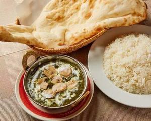 インディアンキッチン ほうれん草マッシュルームカレー