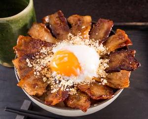 豚バラスタミナガーリック丼 Pork Rib Stamina Garlic Rice Bowl