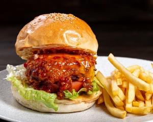 ホットチリチーズバーガー HOT CHILI CHEESEBURGER