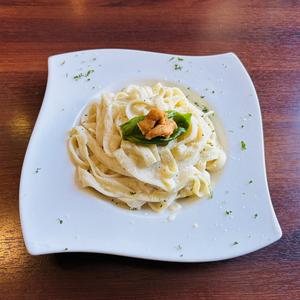 タリアテッレウニクリームソース