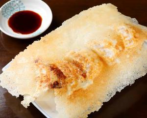 自家製焼き餃子 (5個) Homemade Pan-Fried Gyoza Dumplings (5 Pieces)