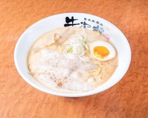 元祖濃厚牛白湯ラーメン