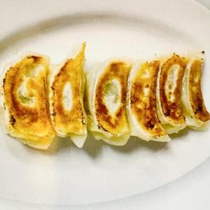 焼き餃子 6個