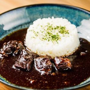 黒いビーフカレー