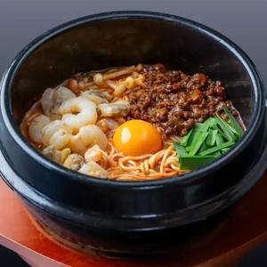 海老だく旨辛麺