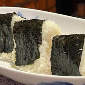 喫茶店のおにぎり