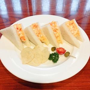 『龍のたまご』のたまごサンド Dragon's Egg Sandwich