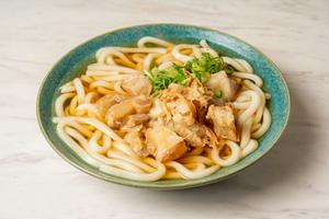 牛すじかすうどん