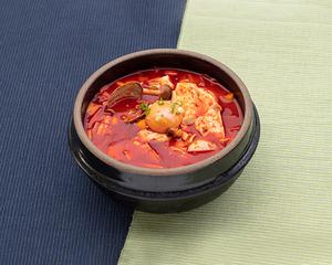 海鮮準豆腐チゲ Seafood sundubu soup