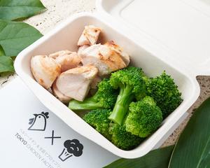 国産鶏ムネ肉ステーキ(200g)＆新鮮国産ブロッコリー