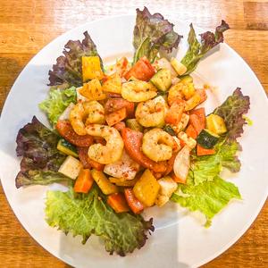 スペシャルサラダ Special Salad