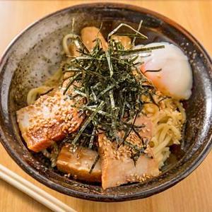 【鶴橋の名店三谷製麺所の生麺使用】【人気№1】半熟卵油そば