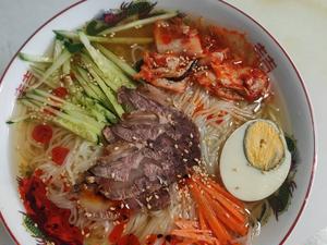 牛肉冷麺