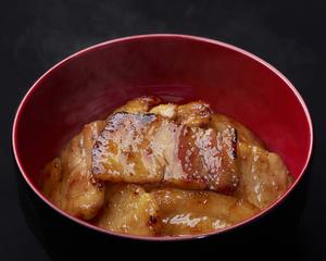 豚丼 小盛(肉120g,ご飯150g)