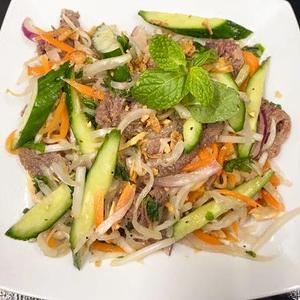 牛肉炒めサラダ nm b ti
