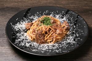 【当店1番人気！】ごろごろ×ほろほろ和牛の贅沢ボロネーゼ