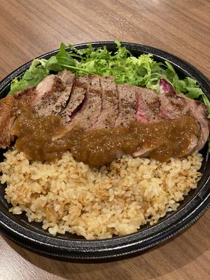 サーロインステーキ丼