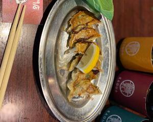 海鮮ニラ塩餃子5個入り