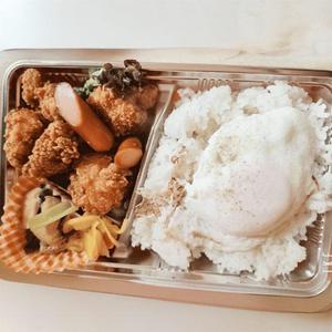唐揚げ目玉焼き