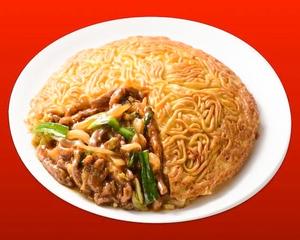 梅蘭 牛肉入り辛口梅蘭やきそば