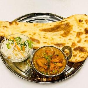チキンカレー＆ナン Chicken curry＆nan