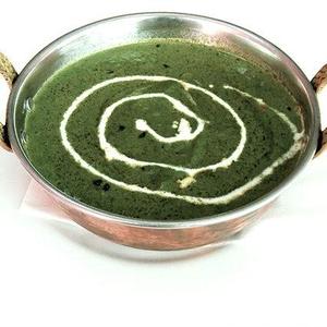 ほうれん草エビカレー Sag ebi curry (ナン又ライス付きwith naan or rice)