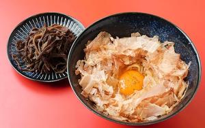 明大まぜそば 特製きくらげ