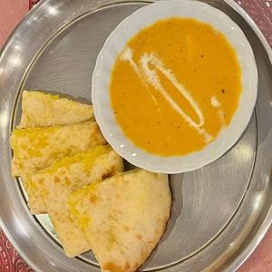 バターチキンカレーとチーズナンセット/Butter Chicken Curry with Cheese Naan Set