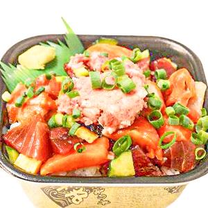 丼丸 バラネギトロ丼