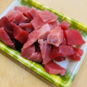 天然マグロ大盛りぶつ切り