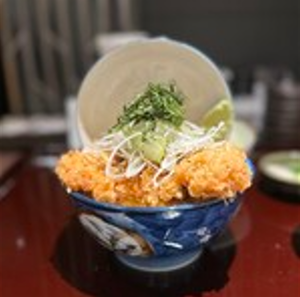 しそわさびカツ玉丼