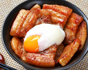 【温玉のせ】豚丼