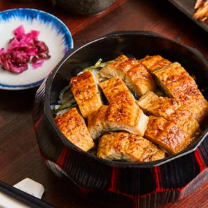 うなぎ飯(刻みのり・柴漬け付き)