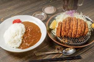 カタロースかつカレー