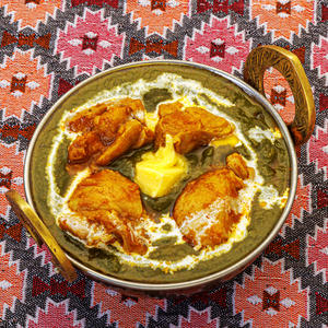 チキンサグカレー Chicken Sag Curry