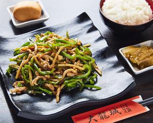 青椒肉絲お弁当(青椒肉便当)