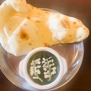 サグチキンカレーセット Sag Chicken Curry