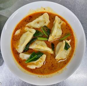 麻辣水餃子