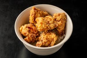 唐揚げ丼
