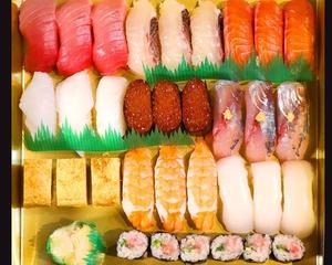 上握り3人前(盛り込み桶) Premium Sushi - Serving for 3 (Assorted Platter)